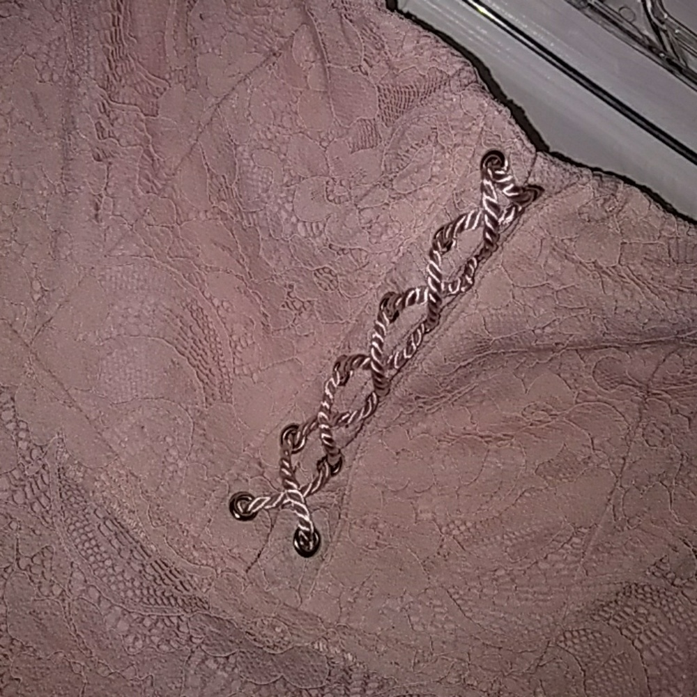 Womens top - Picture 2 of 4